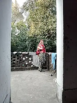 Snapshot of Hot-rubina chatting on 11.29.25 Hot-rubina online show from 11.29.25