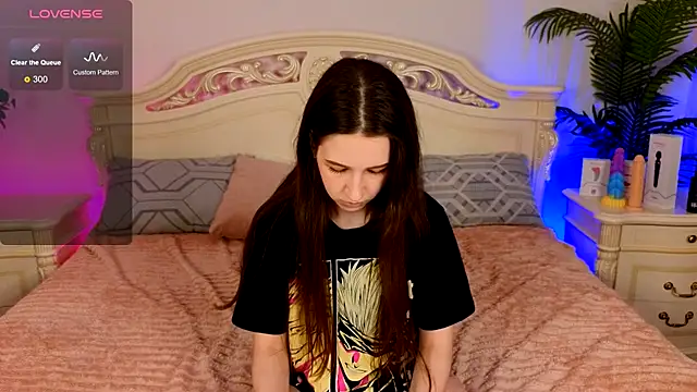 ur kitty   online show from 10.04.25