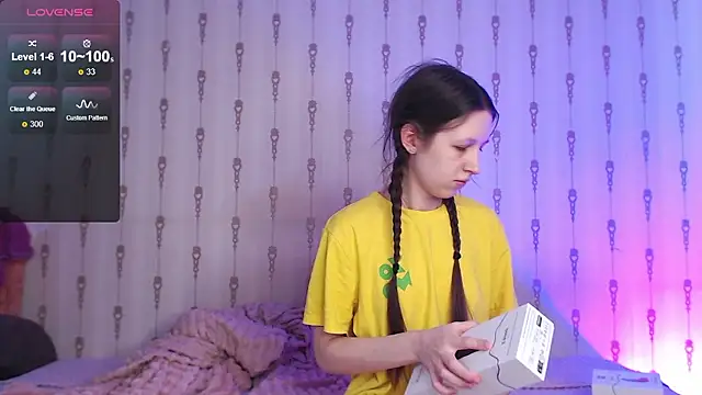 ur kitty   online show from 01.13.26