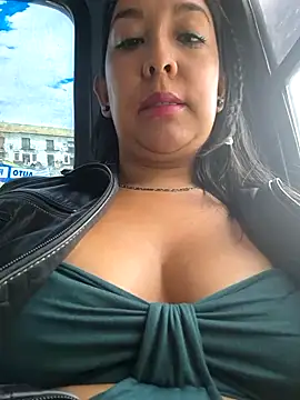 Bella keny online show from 02.26.25