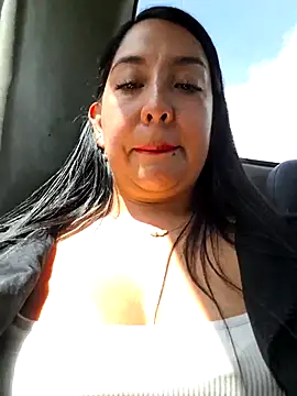 Bella keny online show from 12.03.25