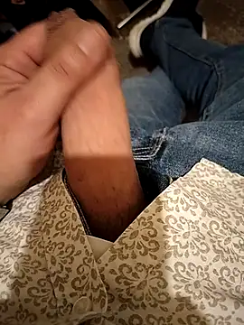 Snapshot of A_man_in_public chatting on 10.23.25 A man in public online show from 10.23.25