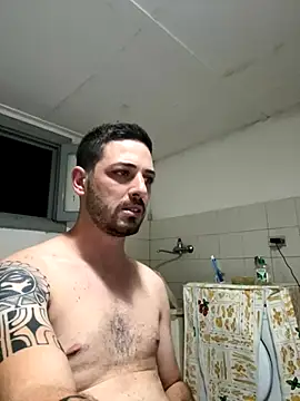 Snapshot of iltoscano95 chatting on 09.22.25 iltoscano95 online show from 09.22.25