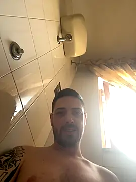 Snapshot of iltoscano95 chatting on 09.23.25 iltoscano95 online show from 09.23.25