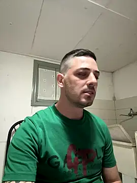 Snapshot of iltoscano95 chatting on 09.27.25 iltoscano95 online show from 09.27.25