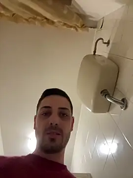 Snapshot of iltoscano95 chatting on 01.05.26 iltoscano95 online show from 01.05.26