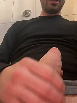 Snapshot of iltoscano95 chatting on 02.06.26 iltoscano95 online show from 02.06.26