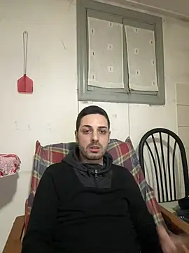 Snapshot of iltoscano95 chatting on 02.14.26 iltoscano95 online show from 02.14.26