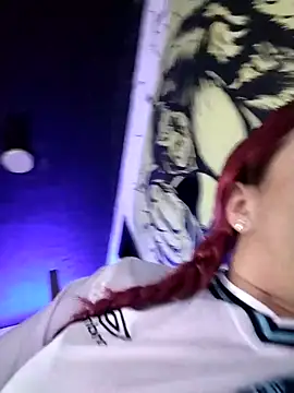 Snapshot of EmaGw chatting on 02.20.26 EmaGw online show from 02.20.26