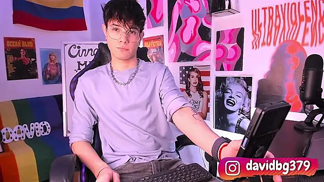 cinnamon boyxxx online show from 03.06.25