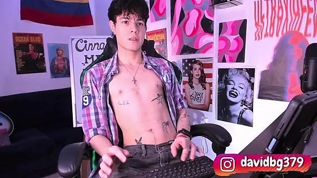 cinnamon boyxxx online show from 03.21.25