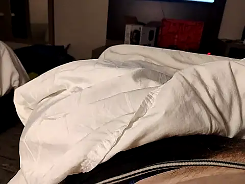 eatmywhiteass online show from 03.19.25