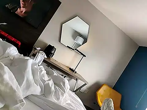 eatmywhiteass online show from 03.19.25