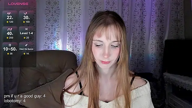 AprilHilll online show from 12.11.24