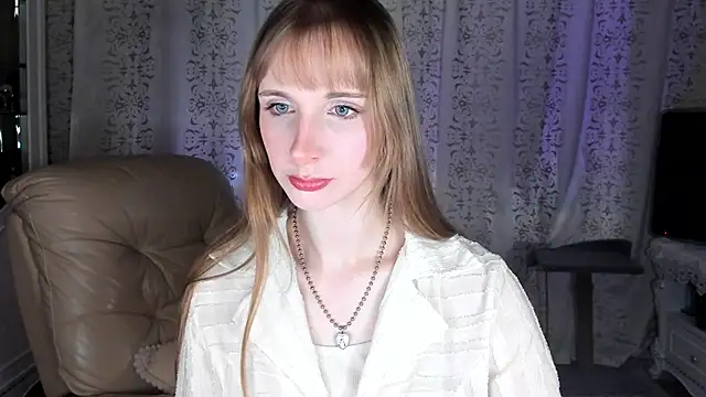 AprilHilll online show from 03.13.25