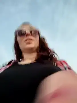 Genevieve143 online show from 03.07.25