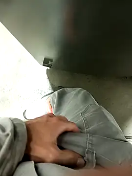 Snapshot of Din0071 chatting on 12.09.24 Din0071 online show from 12.09.24