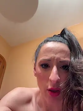 AthenaStar online show from 03.09.25