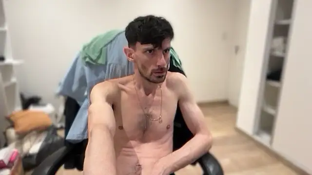 Snapshot of nicolaaaaas chatting on 11.24.25 nicolaaaaas online show from 11.24.25