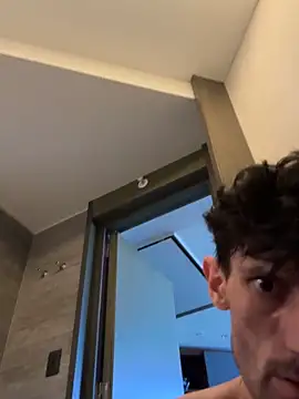 nicolaaaaas online show from 12.21.25