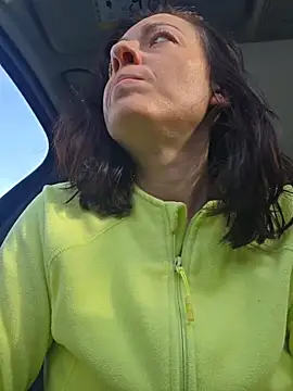 Snapshot of lovewildguy1 chatting on 11.25.25 lovewildguy1 online show from 11.25.25