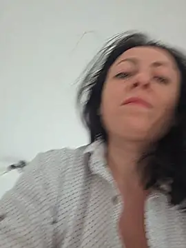 lovewildguy1 online show from 04.17.26