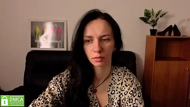 annakillianox online show from 04.10.26