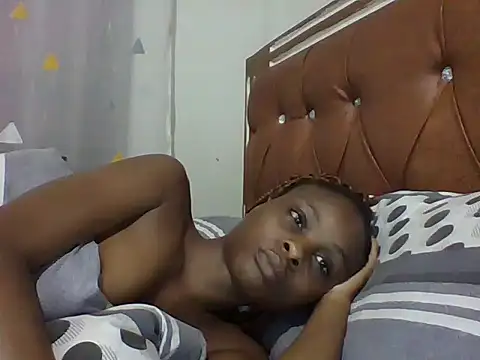 Snapshot of Toxique_ chatting on 02.03.25 Toxique online show from 02.03.25