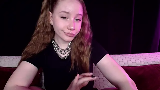 Snapshot of SindiWatsoon chatting on 01.30.25 SindiWatsoon online show from 01.30.25