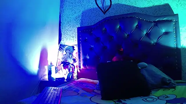 luly pink online show from 02.13.26