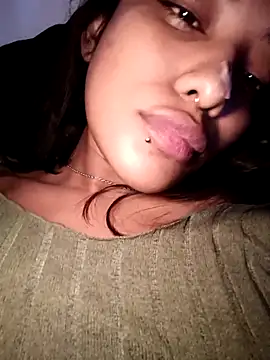 VictoireFeller online show from 10.19.25