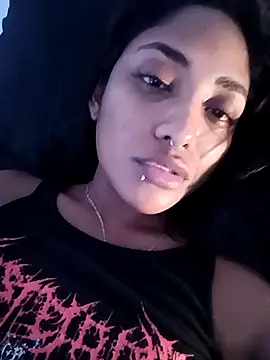 VictoireFeller online show from 12.20.25