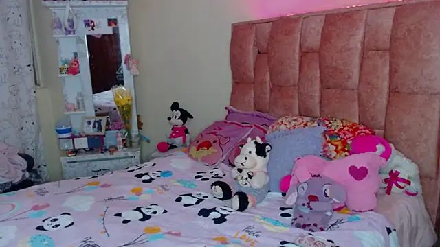 nahia  2 online show from 09.24.25