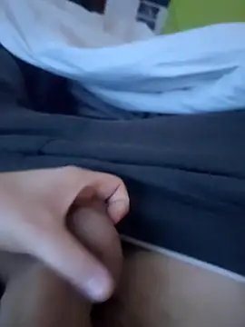 Snapshot of onbifeet chatting on 12.13.24 onbifeet online show from 12.13.24