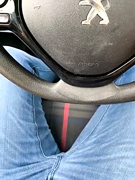 Snapshot of onbifeet chatting on 10.21.25 onbifeet online show from 10.21.25