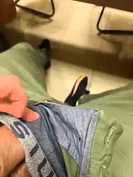 Snapshot of onbifeet chatting on 02.18.26 onbifeet online show from 02.18.26