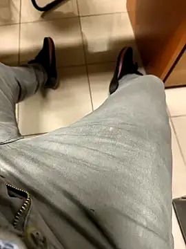 Snapshot of onbifeet chatting on 03.05.26 onbifeet online show from 03.05.26