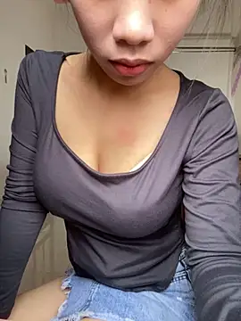 Snapshot of Baby-bigass chatting on 12.16.25 Baby-bigass online show from 12.16.25