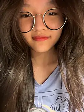 Krixxi22 online show from 11.05.25