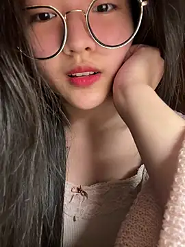 Krixxi22 online show from 02.28.26