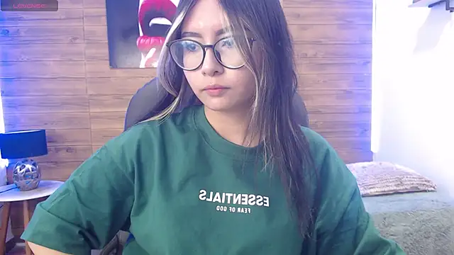 Snapshot of Ashlyeegray chatting on 01.09.25 Ashlyeegray online show from 01.09.25