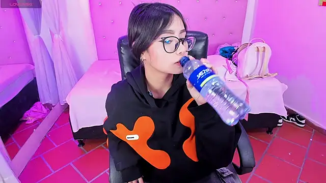 Ashlyeegray online show from 05.31.26
