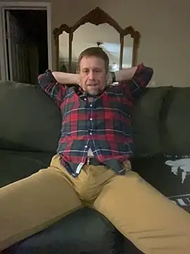 Snapshot of Realybigdill chatting on 01.18.26 Realybigdill online show from 01.18.26