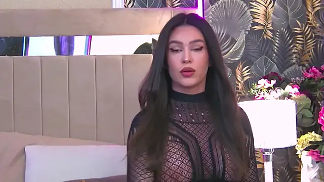 Snapshot of reyabaines chatting on 02.21.26 reyabaines online show from 02.21.26