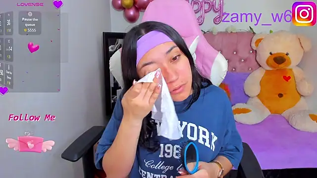 karla cute01 online show from 10.24.25