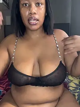 Snapshot of MimiCurves chatting on 02.02.26 MimiCurves online show from 02.02.26