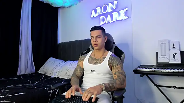 Aron Dark online show from 12.10.24