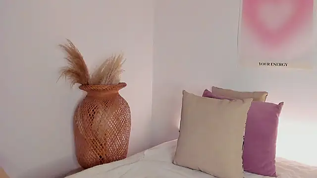 EmmaCollemann online show from 02.14.26