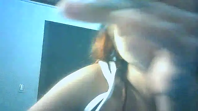 Bellabeltrann online show from 12.23.24