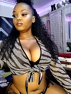 Snapshot of Spotty_Coochie chatting on 02.06.25 Spotty Coochie online show from 02.06.25